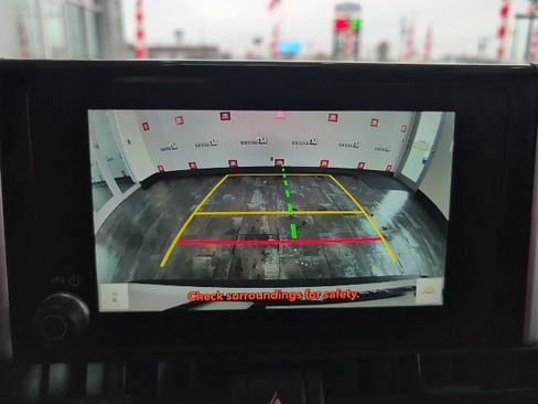 Used 2024 Toyota RAV4 XLE image 19