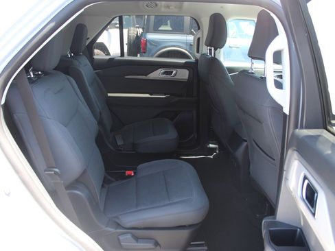 New 2026 Ford Explorer Active AWD/4WD image 13