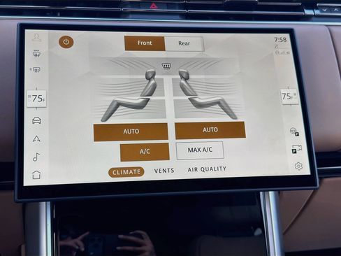 New 2027 Land Rover Range Rover SE AWD/4WD image 35