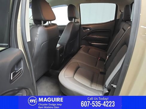 Used 2021 GMC Canyon AT4 w/ Driver Alert Package AWD/4WD image 33