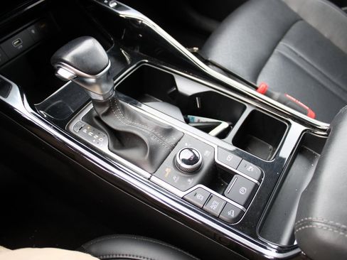 Used 2022 Kia Sorento SX image 30