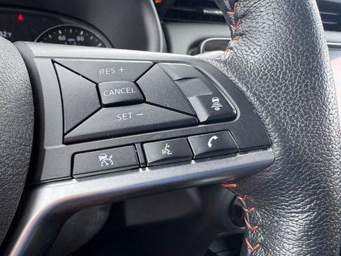 Certified 2023 Nissan Kicks SR w/ SR Premium Package FWD image 17