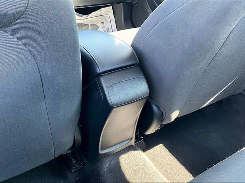 Used 2018 Chevrolet Cruze LS FWD image 11