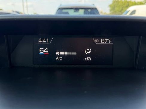 Used 2021 Subaru Crosstrek 2.5i Limited w/ Moonroof Package 2 AWD/4WD image 21