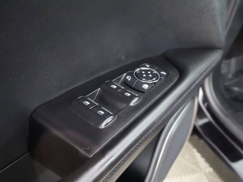 Used 2023 Lincoln Nautilus Reserve AWD/4WD image 37