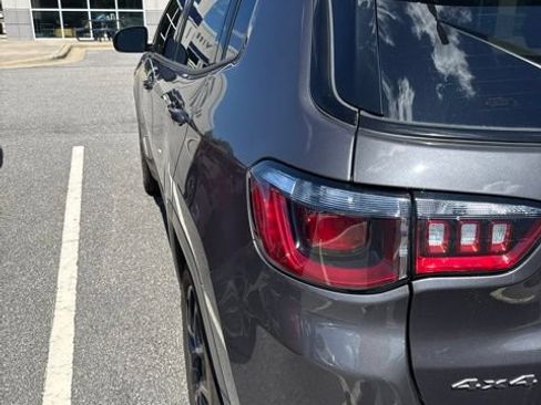 Used 2024 Jeep Compass Latitude w/ Altitude Special Edition AWD/4WD image 7