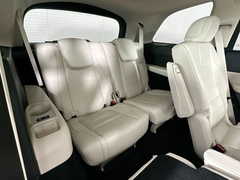 New 2026 Mercedes-Benz GLS 450 4MATIC image 35