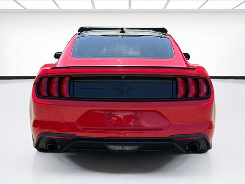 Used 2021 Ford Mustang Premium RWD image 5