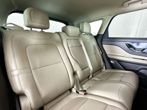 Used 2023 Lincoln Corsair FWD image 15