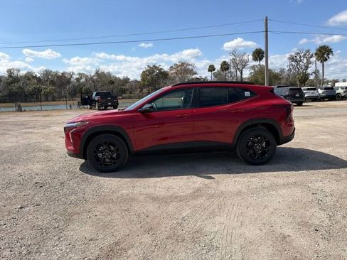 New 2026 Chevrolet Trax LT w/ Sunroof Package image 4