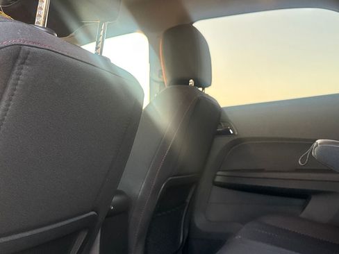 Used 2017 Chevrolet Equinox LT FWD image 39