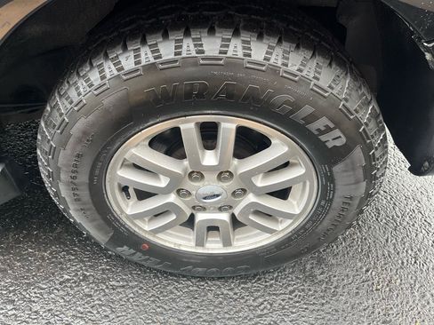 Used 2012 Ford Expedition EL XLT image 14