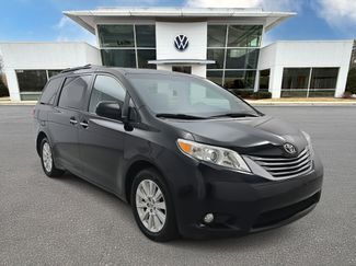 Used 2015 Toyota Sienna XLE video 1