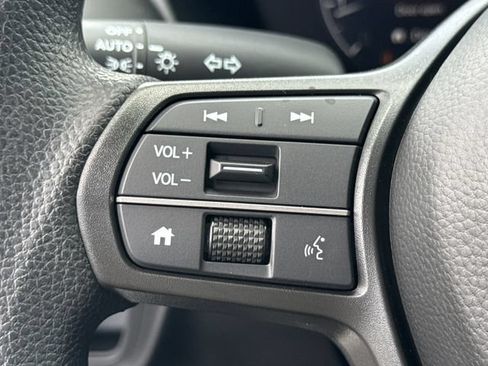 New 2027 Honda HR-V LX image 32