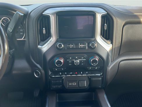 Used 2020 Chevrolet Silverado 1500 RST image 10