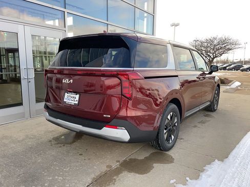 New 2026 Kia Carnival LXS FWD image 5