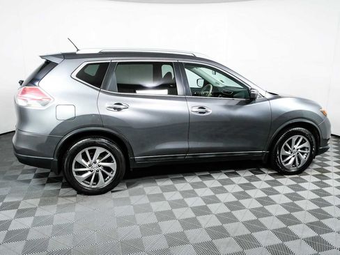 Used 2014 Nissan Rogue SL w/ SL Premium Package FWD image 2