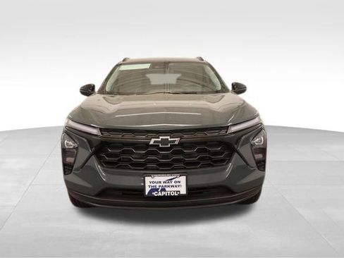 New 2026 Chevrolet Trax LT w/ Driver Confidence Package FWD image 6