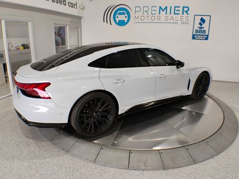 Used 2022 Audi e-tron GT Prestige w/ Prestige Package image 58
