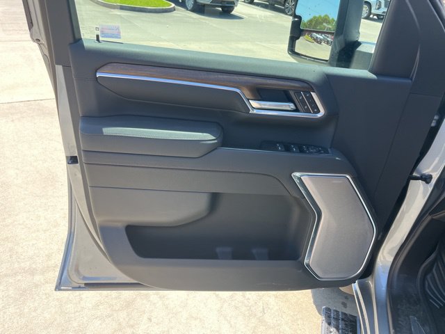New 2026 Chevrolet Silverado 2500 High Country w/ Technology Package AWD/4WD image 17