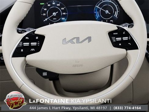 New 2025 Kia Niro Wave w/ Wave Preserve Package image 22