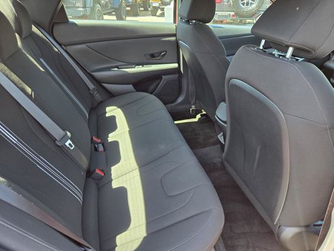 Used 2025 Hyundai Elantra Sport FWD image 27