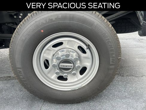 Certified 2025 Ford F250 XL AWD/4WD image 24