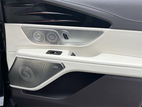 Used 2024 Lincoln Nautilus Black Label w/ Jet Appearance Package (87T) image 25