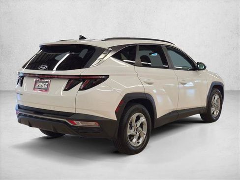 Used 2023 Hyundai Tucson SEL FWD image 5