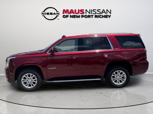 Used 2017 GMC Yukon SLT AWD/4WD image 4