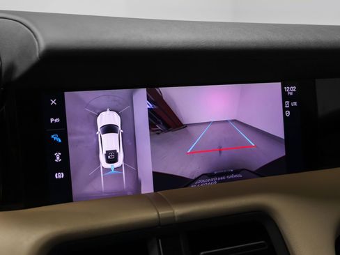 Certified 2021 Porsche Taycan RWD image 34