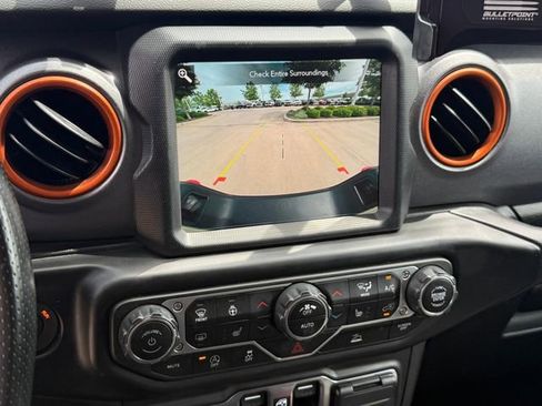 Used 2023 Jeep Gladiator Mojave w/ Cold Weather Group AWD/4WD image 20