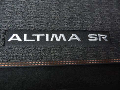 Certified 2021 Nissan Altima 2.5 SR w/ SR Premium Package image 20