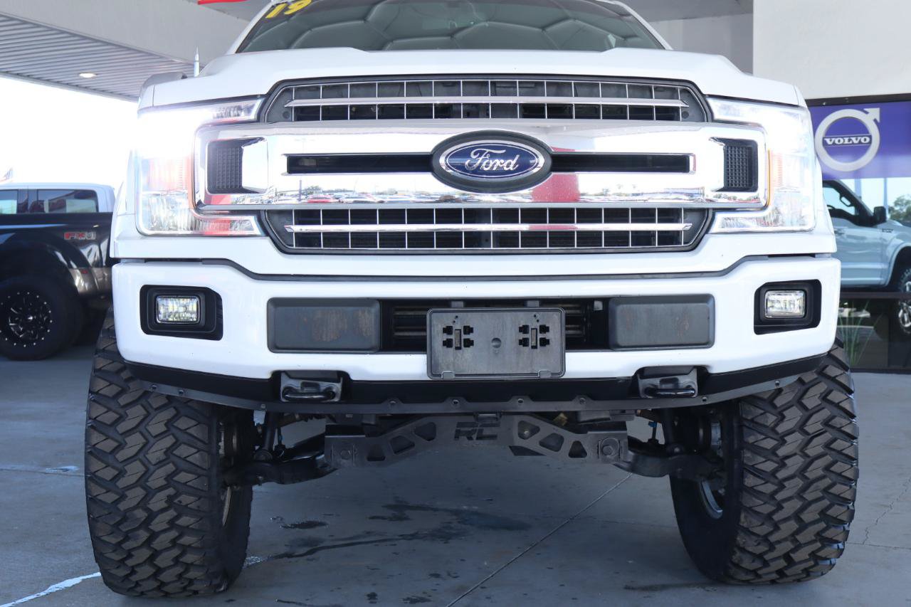 Used 2019 Ford F150 XLT w/ Equipment Group 302A Luxury AWD/4WD image 11