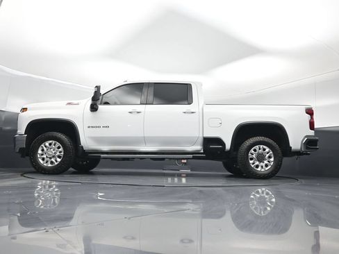 Used 2023 Chevrolet Silverado 2500 LT w/ Convenience Package AWD/4WD image 7