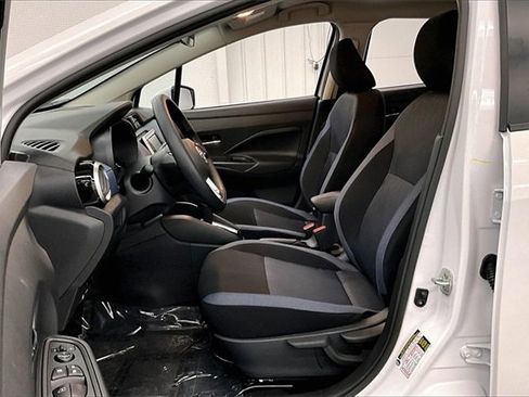 New 2025 Nissan Versa SV w/ Trunk Package image 9