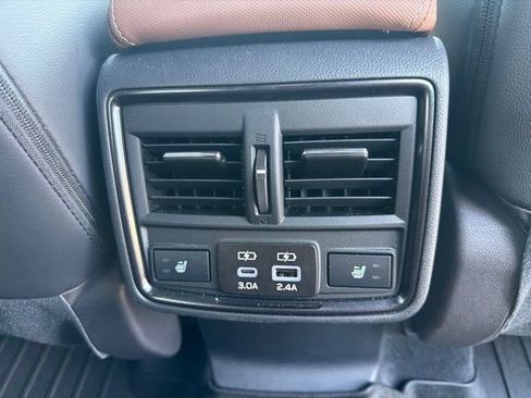 Used 2026 Subaru Forester Touring AWD/4WD image 12