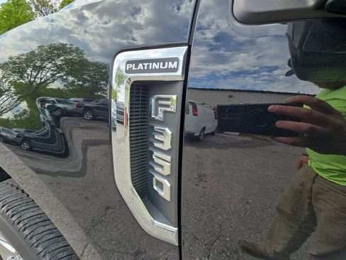 Used 2017 Ford F350 Platinum w/ Platinum Ultimate Package AWD/4WD image 14
