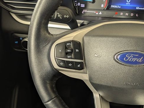 Certified 2022 Ford Explorer XLT image 22