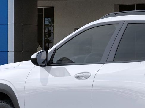 New 2026 Chevrolet Trax LT image 12