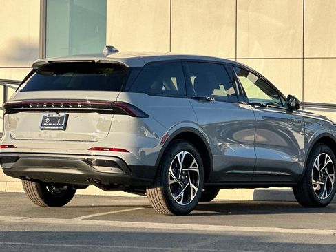 New 2026 Lincoln Nautilus Premier w/ Jet Appearance Package image 3