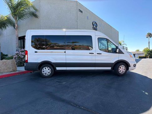 Used 2021 Ford Transit 350 XLT RWD image 2