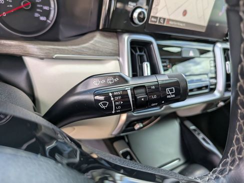 Certified 2023 Kia Sorento X-Line EX AWD/4WD image 37