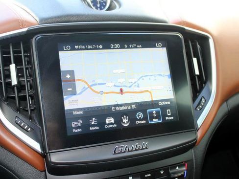 Used 2018 Maserati Ghibli image 27