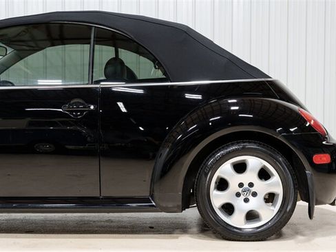 Used 2003 Volkswagen Beetle GLS FWD image 4