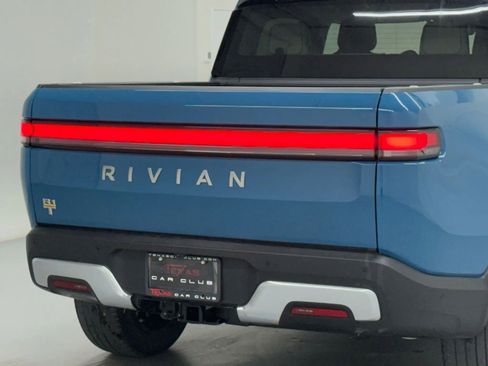 Used 2023 Rivian R1T Launch Edition image 37
