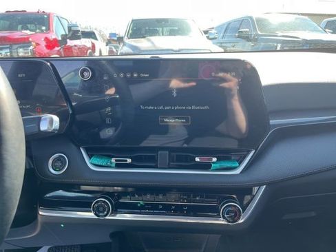 Used 2025 Chevrolet Equinox LT w/ Midnight Edition image 15