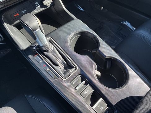 Certified 2024 Honda Civic Sport image 18