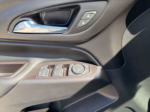 Certified 2022 Chevrolet Equinox LT AWD/4WD image 30