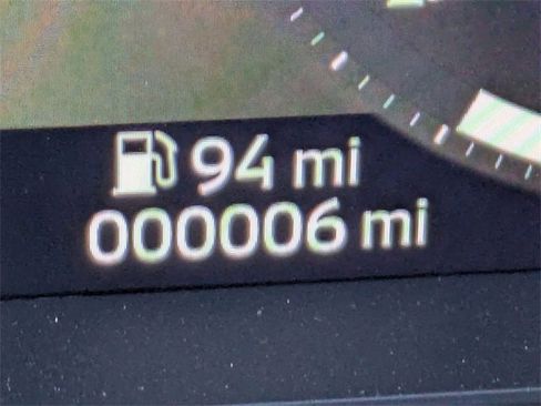 New 2025 Mitsubishi Outlander SE image 32